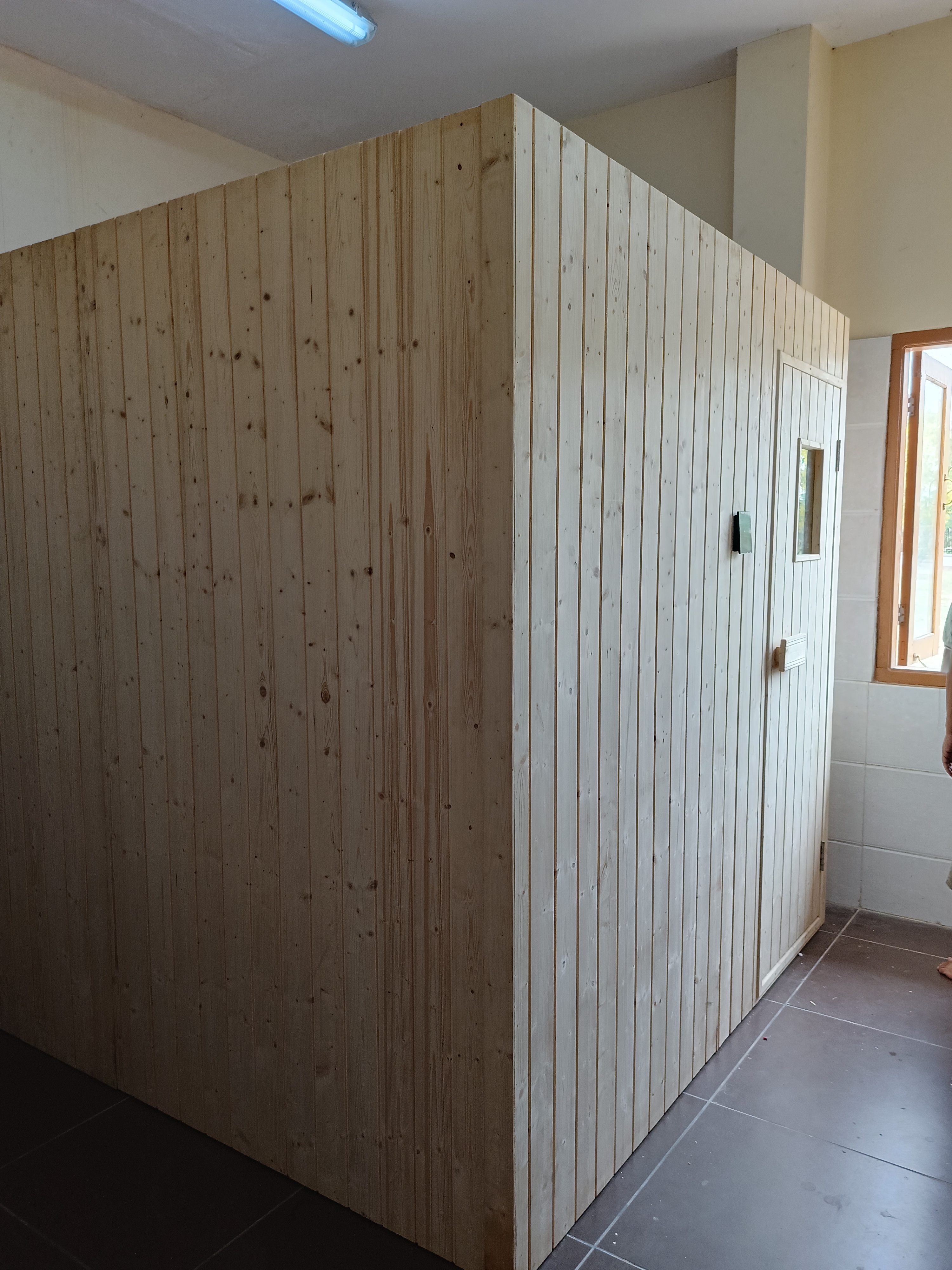 Horizon Lake View Sauna 1