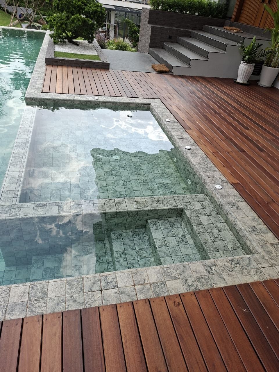 Ahlone Residence pool 2