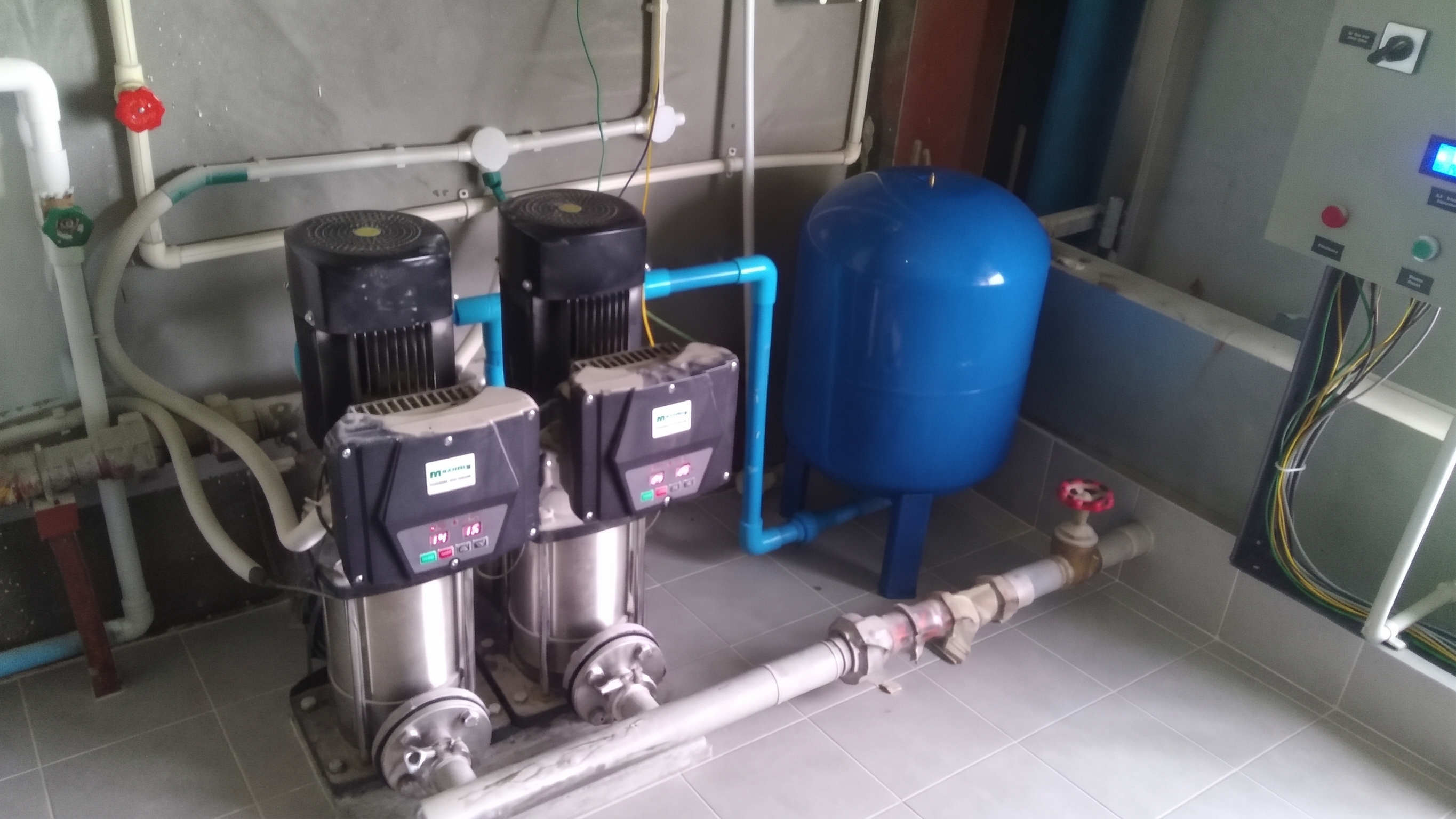 Grand Mercure Hotel booster pump photo 1